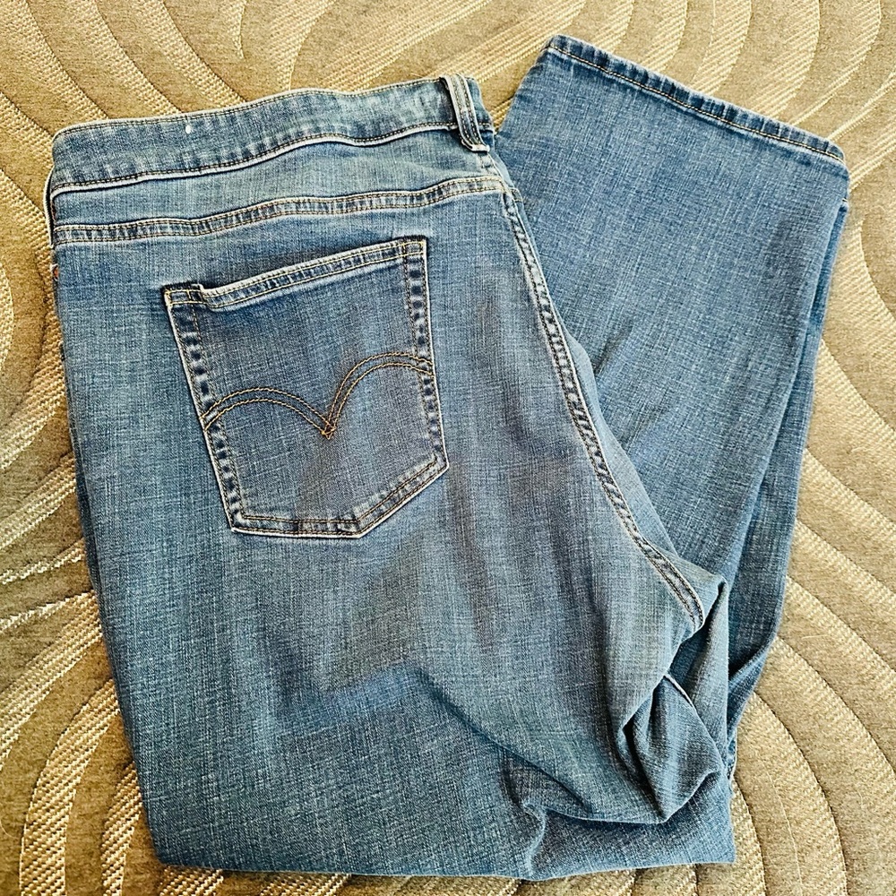 24W Boyfriend Capris